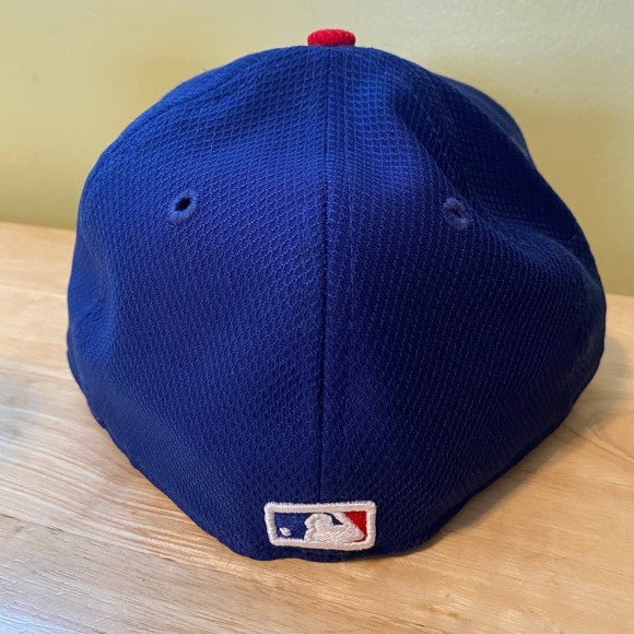 New Era Fitted Baseball Hat 7 1/4 Texas Rangers - Picture 5 of 5